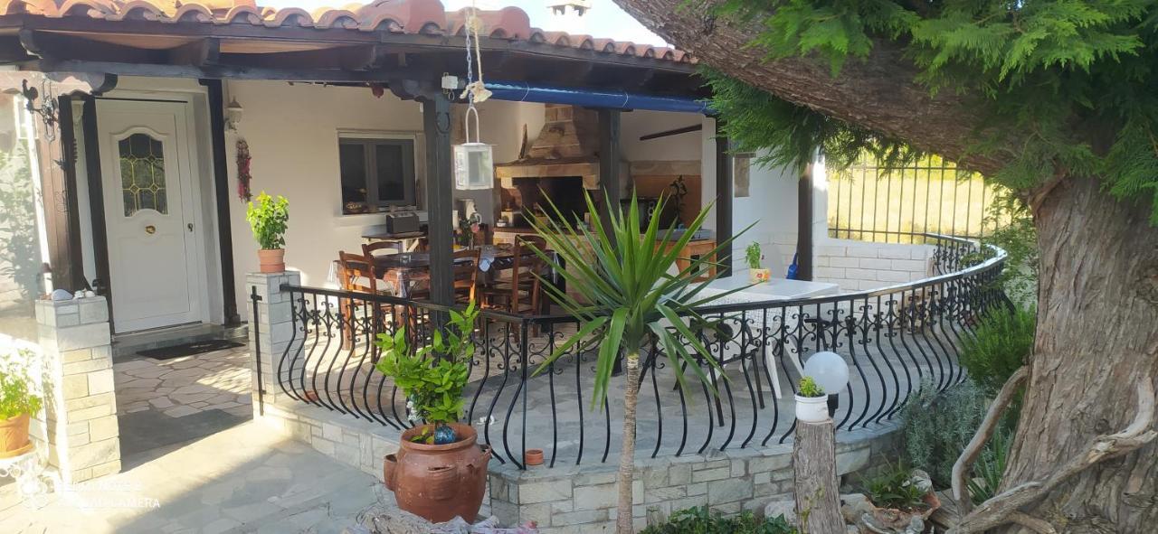 Ekali-Haus Villa Nea Irakleia Exterior photo